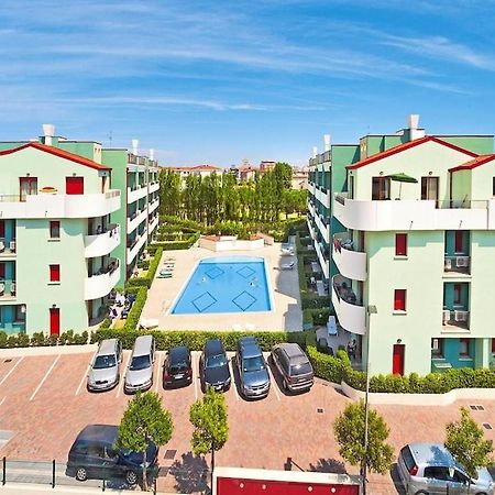 Apartment In Caorle With Heating 외부 사진