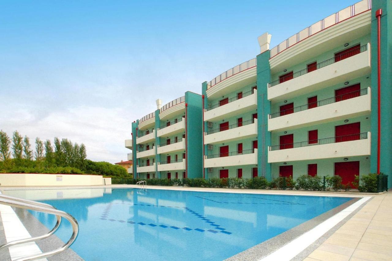 Apartment In Caorle With Heating 외부 사진