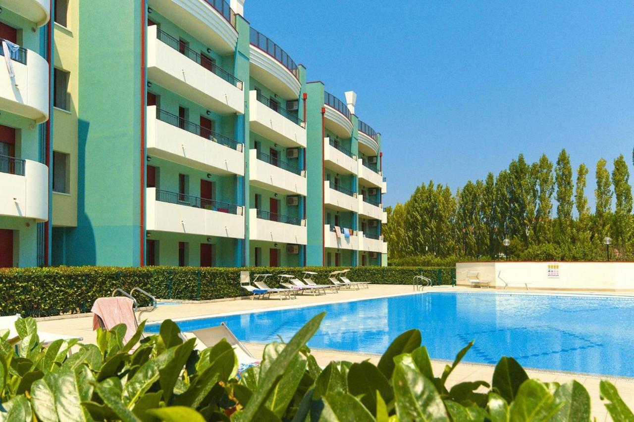 Apartment In Caorle With Heating 외부 사진
